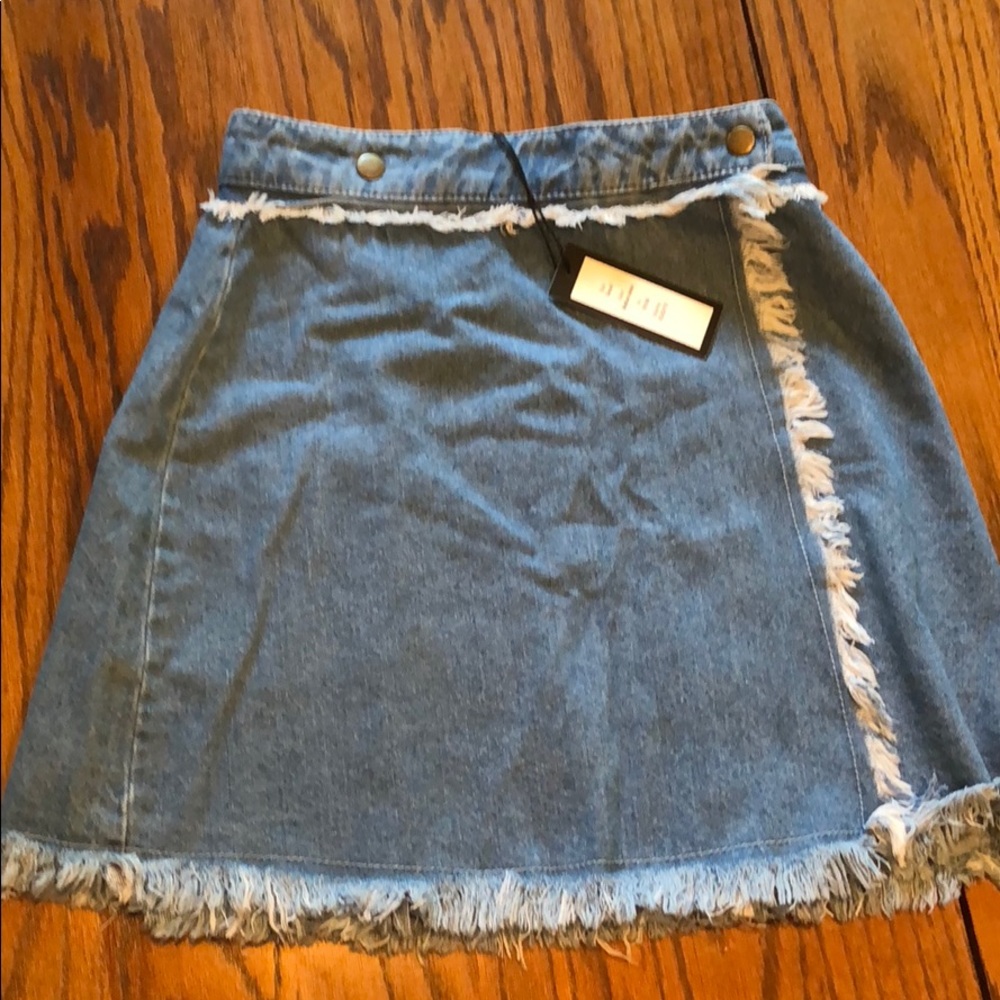 ROMEO+JULIET couture//denim wrap snap button skirt